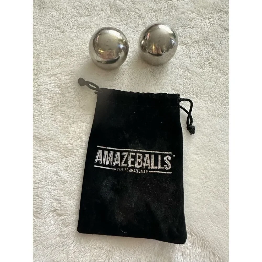 Amaze balls - metal ice cubes for your cocktails ￼